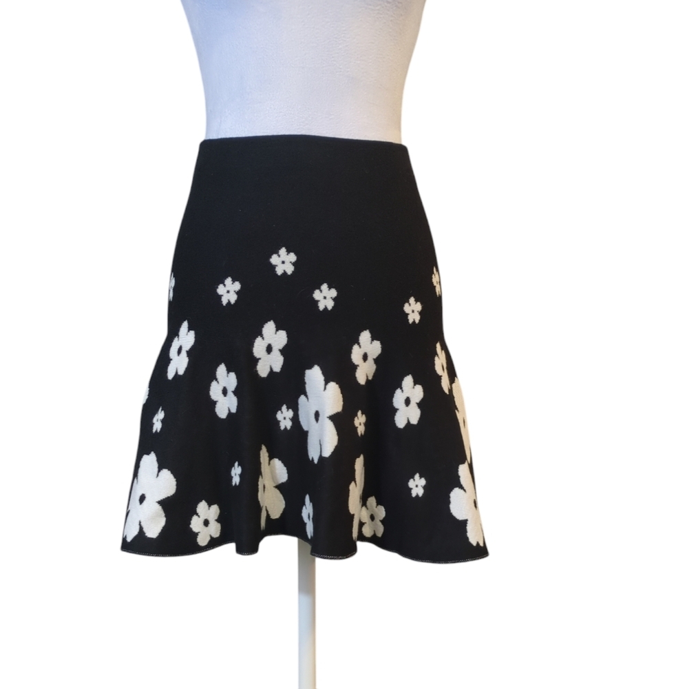 Sans Souci skirt color black/white Floral